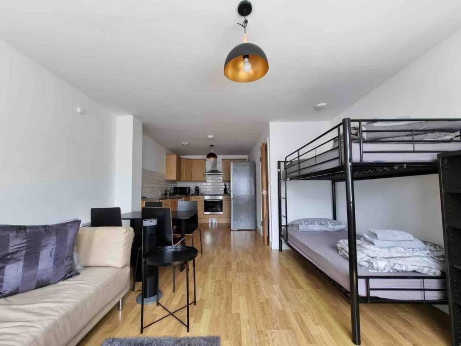 Апартаменты Bright And Cosy 1 Bed Flat Next To Tower Bridge Лондон Экстерьер фото