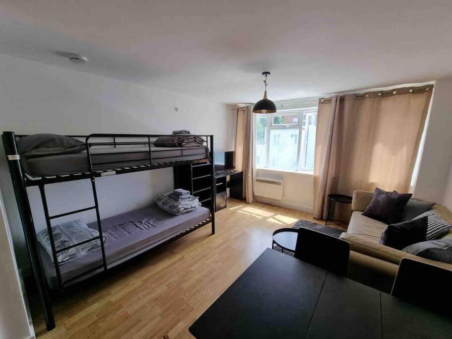 Апартаменты Bright And Cosy 1 Bed Flat Next To Tower Bridge Лондон Экстерьер фото